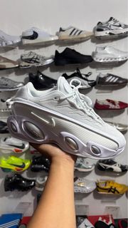 (Category: ) located in . Submitted by sneakerfreakerph (Listing ID 1439179676, Image 1). Description: .