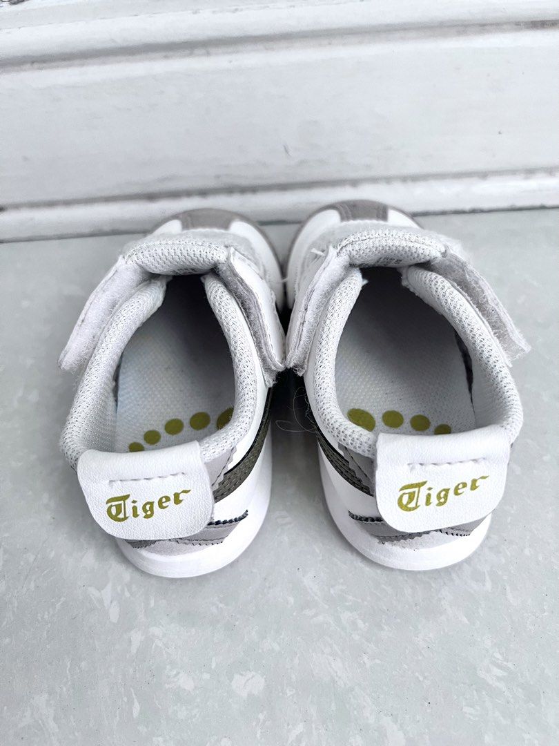 ONITSUKA Tiger Kids Mexico 66 (Category: Babies & Kids Fashion) located in Muntinlupa City. Submitted by secondemain.ph (Listing ID 1439089463, Image 3). Description: •Color: Cream rover •Size: 13CM •Inclusions: no box •photos posted (except 1st)are the actual item •Bought in Japan •RFS: outgrown - dark marks are from price sticker. Can still be removed AUTHENTICITY GUARANTEED I only sell authentic products from verified brand retailers and premi