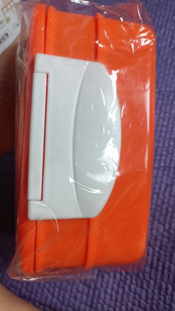 Orange Lunch Box - Brand New460241216849858562