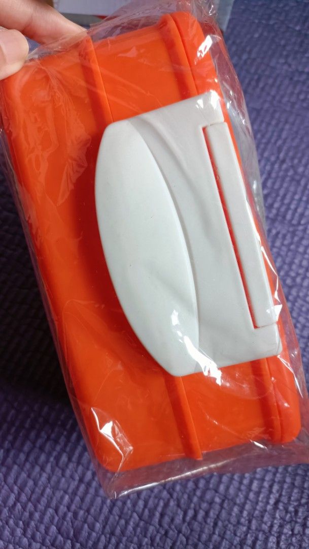 Orange Lunch Box - Brand New460241216849858561