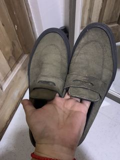 (Category: ) located in . Submitted by wise.thriftqueen88 (Listing ID 1439165336, Image 1). Description: .