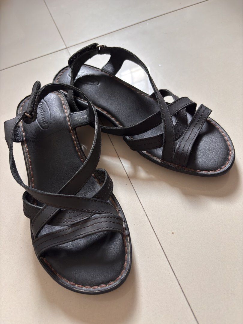Outland Black Sandals (Category: Flats & Sandals) located in Manila. Submitted by only.the.goodstuff (Listing ID 1439162968, Image 2). Description: - Black cubana sandals - Size 8 (fits 24.5cm foot) - Strappy design - Stitched detailing (matibay) - Comfy (malambot sa paa as trademark ng Outland) - Adjustable strap - 2-inch heel - Textured sole for grip - orig price is around 1,800.