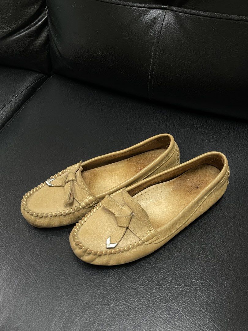 outland brown loafers (Category: Loafers) located in Davao. Submitted by bydonbu (Listing ID 1439122651, Image 2). Description: womens size us 7 -in good conditon - comfy sole, perfect for everyday use .