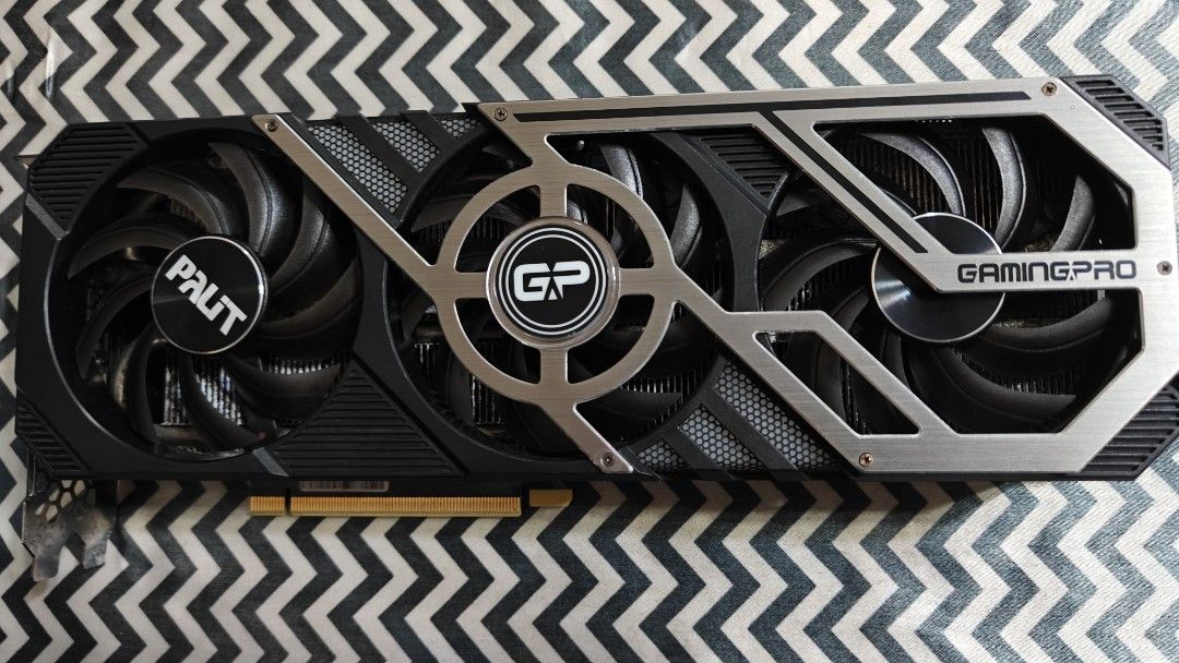 Palit GeForce RTX 3070ti  GamingPro460519934557562880