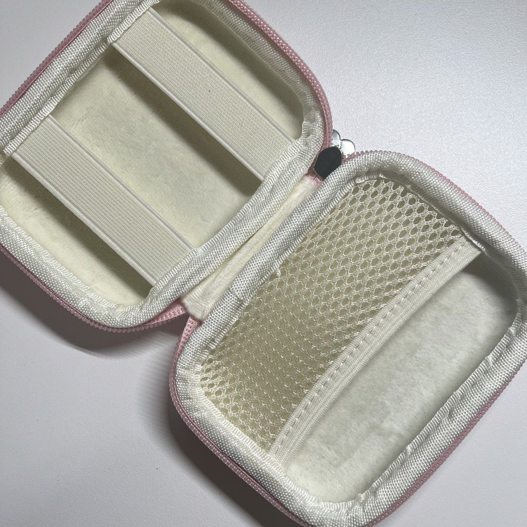 PINK Digicam Pouch | Hard Case (Category: Other Gadgets) located in Quezon City. Submitted by dakiclutter (Listing ID 1439216498, Image 2). Description: • Bought from TT shop • Never used 🚚J&T, LBC, Lalamove, Grab Express 💳Gcash, Maya, Maribank Schedule of Shipment: Thursdays to Sundays only .