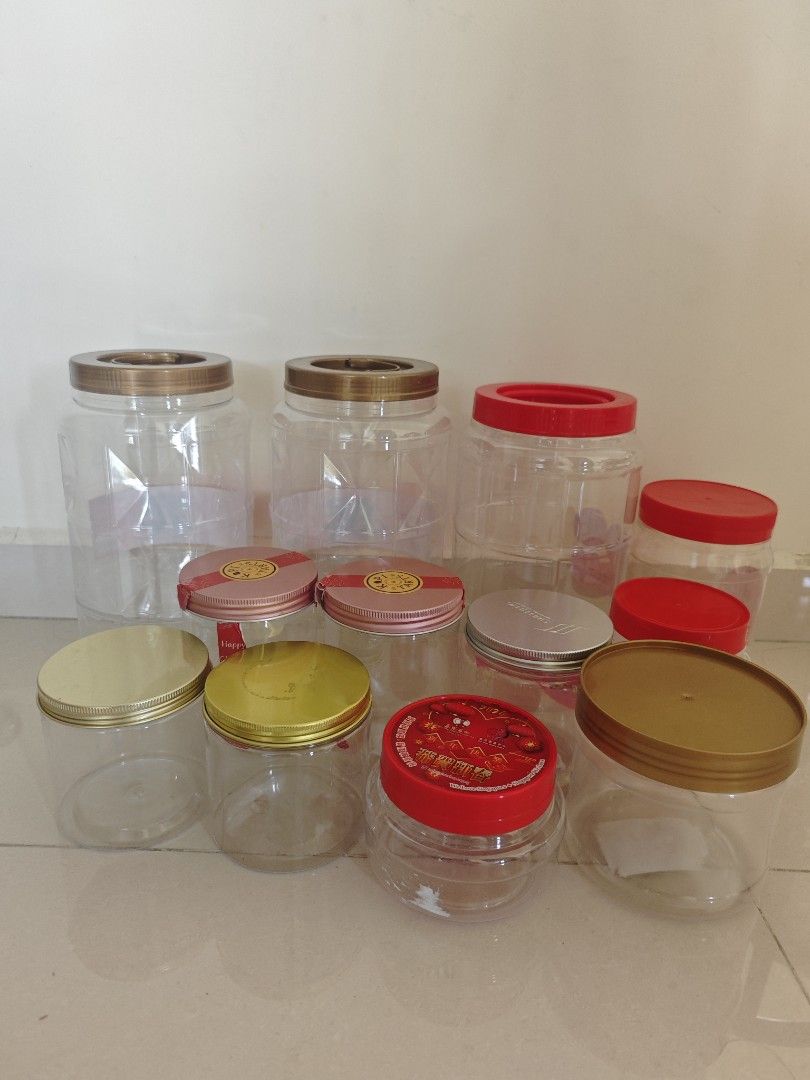 Plastic Storage Jars with Lids460020032975022080