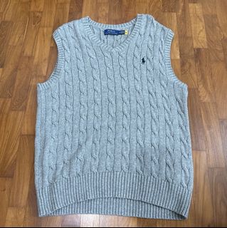 (Category: ) located in . Submitted by goodwardrobeclearance (Listing ID 1439170725, Image 1). Description: .