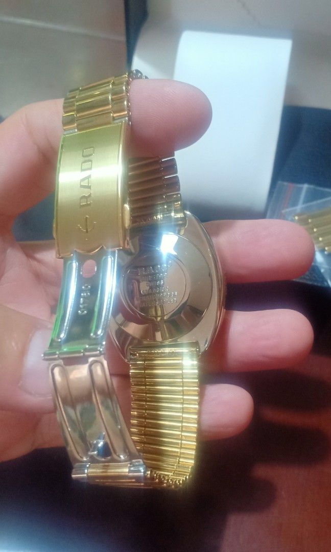 Rado Diastar Gold (Category: Men's Watches) located in San Pablo. Submitted by krymuel (Listing ID 1439158662, Image 2). Description: original rado diastar gold automatic swiss movement day/date.