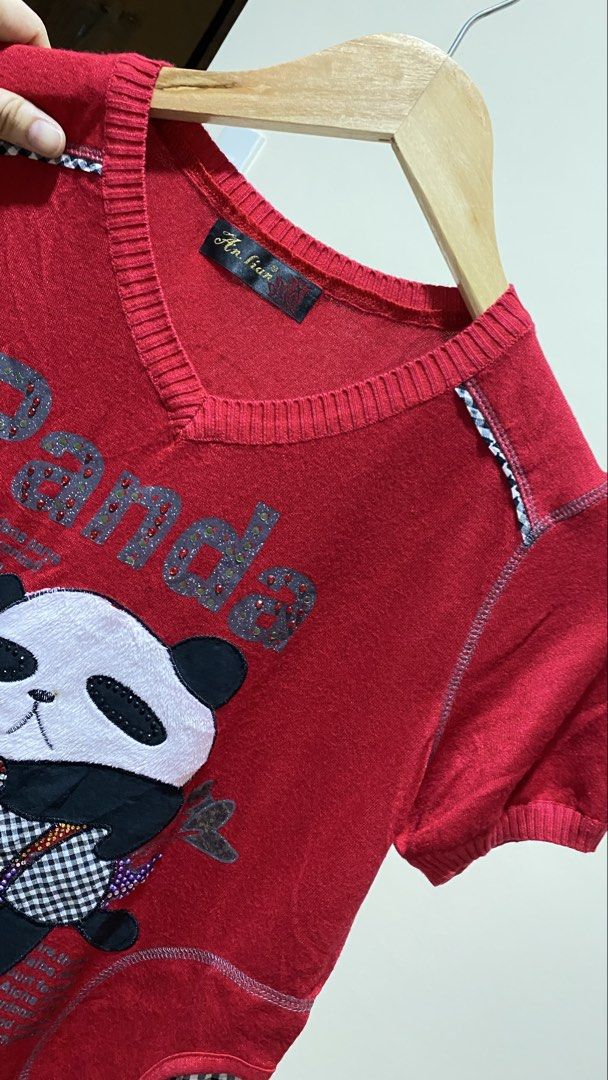 Red Knitted Top with panda print(Ukay/Pre-loved) (Category: Blouses) located in Pangil. Submitted by shiy_shiy05 (Listing ID 1439195439, Image 3). Description: 📌no rush shipping 📌need wash Size: Medium-Large.