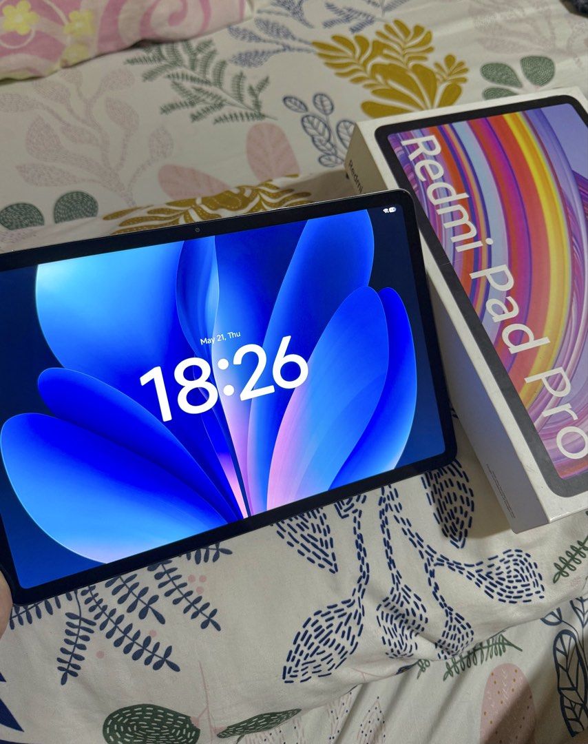 Redmi Pad Pro (Silver) - FOR SALE (Category: Android) located in Manila. Submitted by _imangeladatu23 (Listing ID 1439176260, Image 1). Description: Redmi Pad Pro (Silver) Bought it for ₱12,999 in the mall Good as new 128gb storage RFS: Bought a new one & not frequently using it anymore Inclusions: Box, charger, and clear case Meet up: around Manila, San Juan and Mandaluyong only.