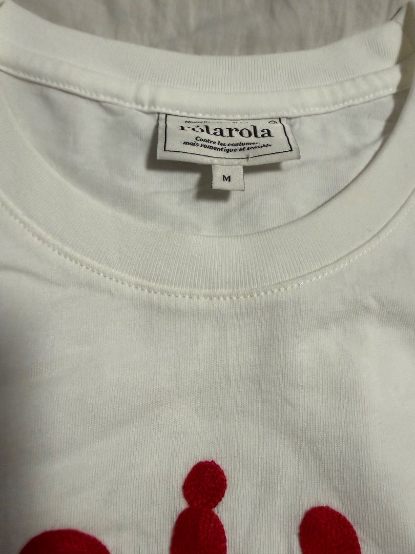 Rolarola White Shirt (Category: Shirts) located in Quezon City. Submitted by sebinred (Listing ID 1439186741, Image 2). Description: Bought in the Hannamdong store in Seoul.
