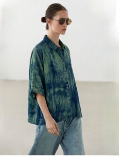 (Category: ) located in . Submitted by saksthriftavenuebyluckymaria8 (Listing ID 1438418868, Image 1). Description: .