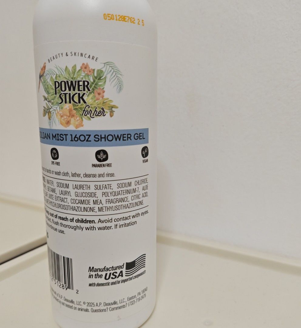 Shower Gel Brazilian Mist (Category: Bath) located in Caloocan City. Submitted by det123123 (Listing ID 1439123705, Image 2). Description: Brazilian Mist Shower Gel Made in USA🇺🇸 16 Fl Oz (473 ml).