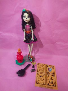 (Category: ) located in . Submitted by youngadhesive (Listing ID 1439195087, Image 1). Description: .