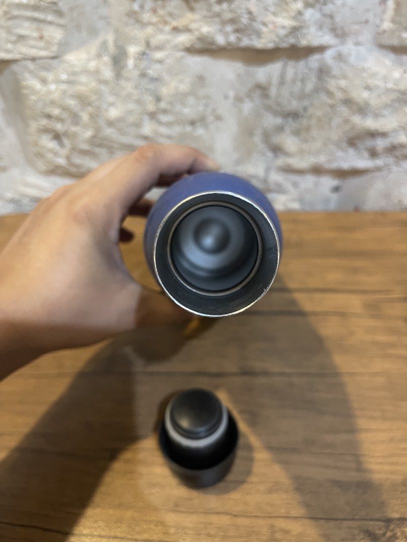 Stainless water tumbler (Category: Water Bottles & Tumblers) located in San Fernando. Submitted by japansurpluselyu (Listing ID 1439119495, Image 2). Description: .