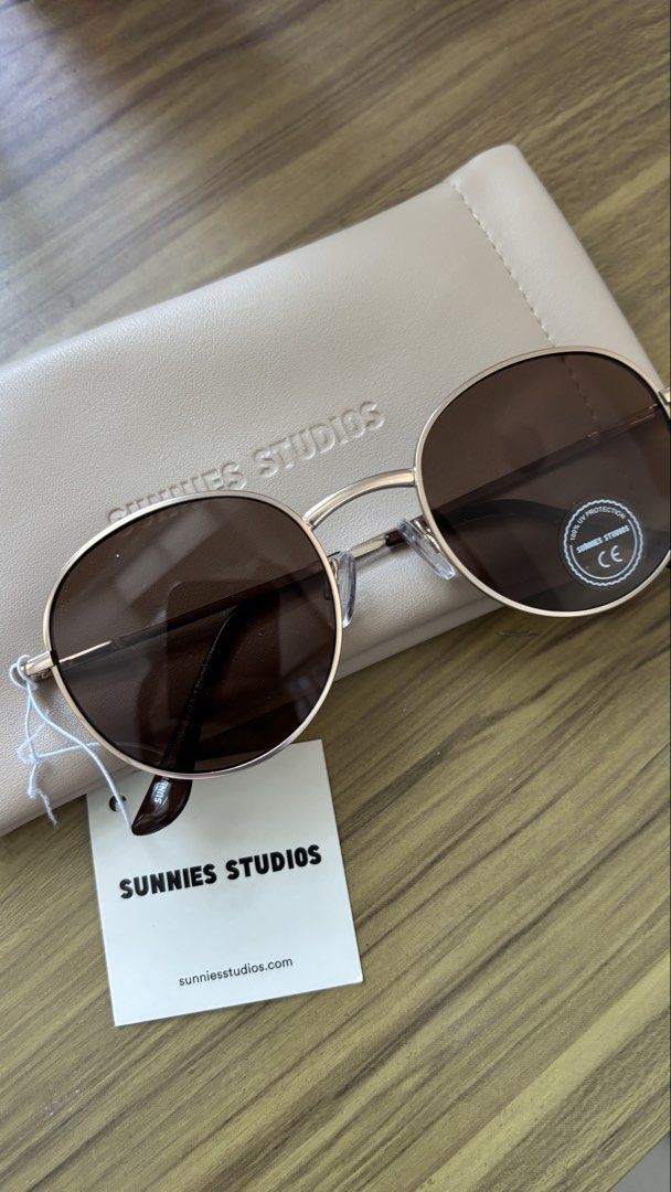 Sunnies Studios Jett Sepia Sunglasses (Category: Sunglasses & Eyewear) located in Makati City. Submitted by yshclearance (Listing ID 1439087653, Image 1). Description: - Gold frame with brown lenses - Includes protective case pouch - rfs: does not look good on me.