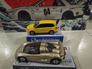 (Category: ) located in . Submitted by hotwheels.shinygolden (Listing ID 1439199204, Image 1). Description: .