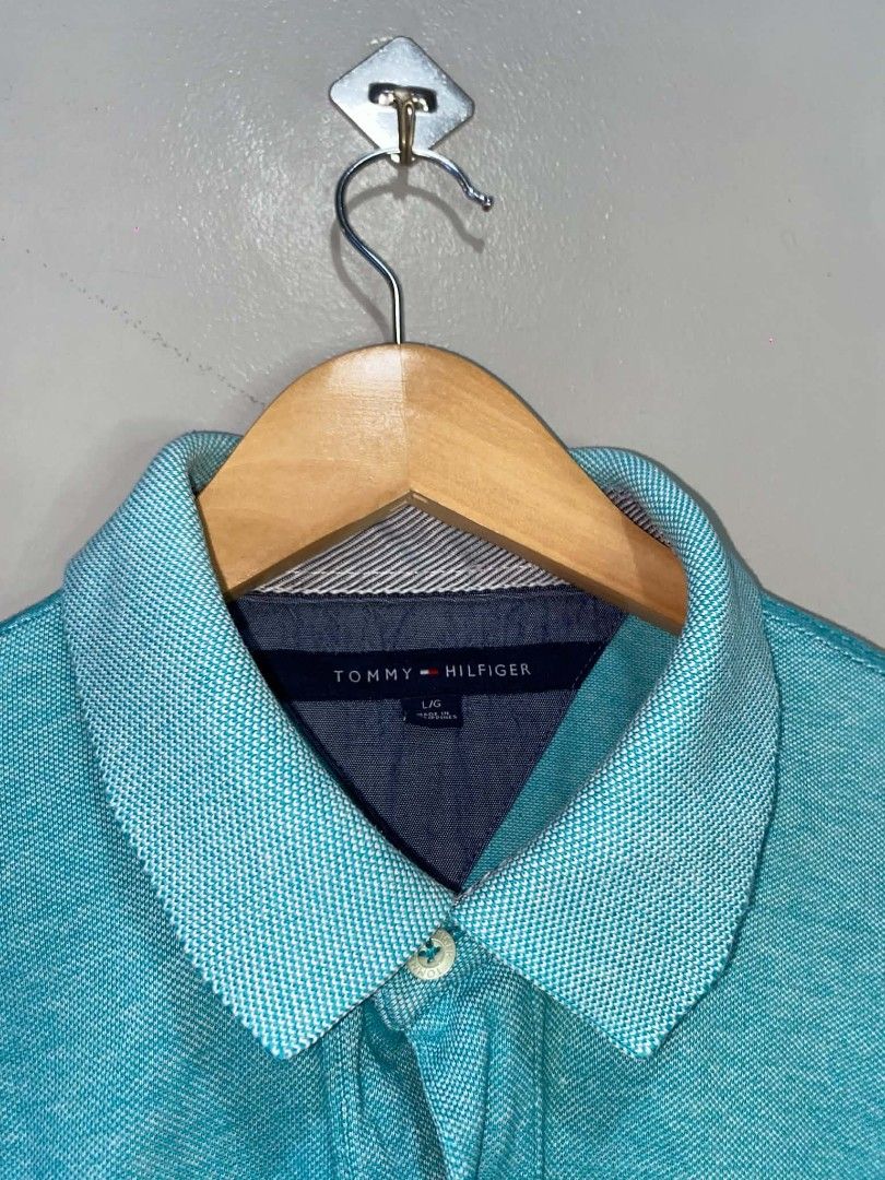 Tommy Hilfiger Polo Shirt (Category: Tshirts & Polo Shirts ) located in Bago City. Submitted by classic_picked_up (Listing ID 1439224648, Image 3). Description: excellent no issue 22 by 29 best fit large.