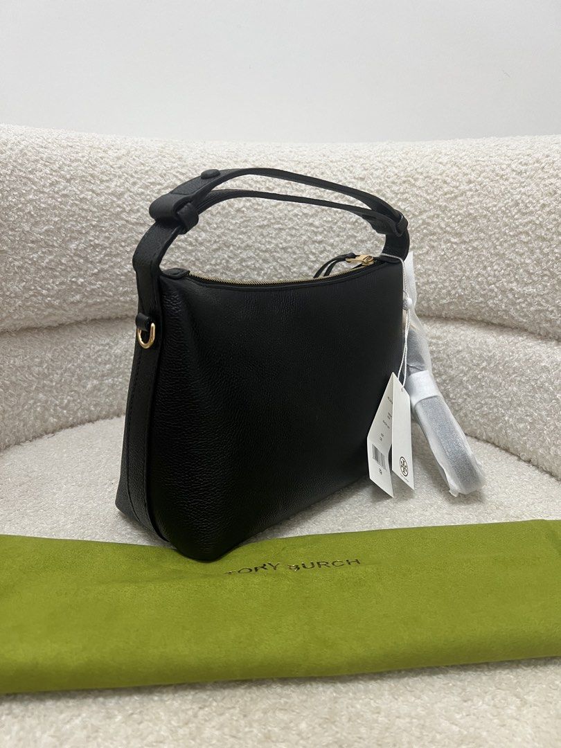 Tory Burch Mellow Shoulder Bag or Crossbody (Category: Luxury Bags & Wallets) located in Nueva Era. Submitted by preloved2luv. (Listing ID 1439212588, Image 3). Description: Original No flaw No issue Still new Two Strap.