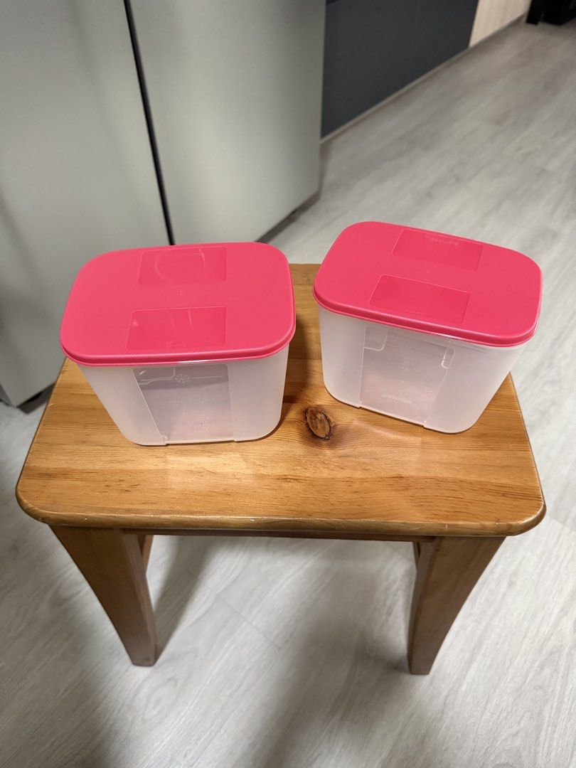 Tupperware Assorted Food Storage Containers460351326053345282