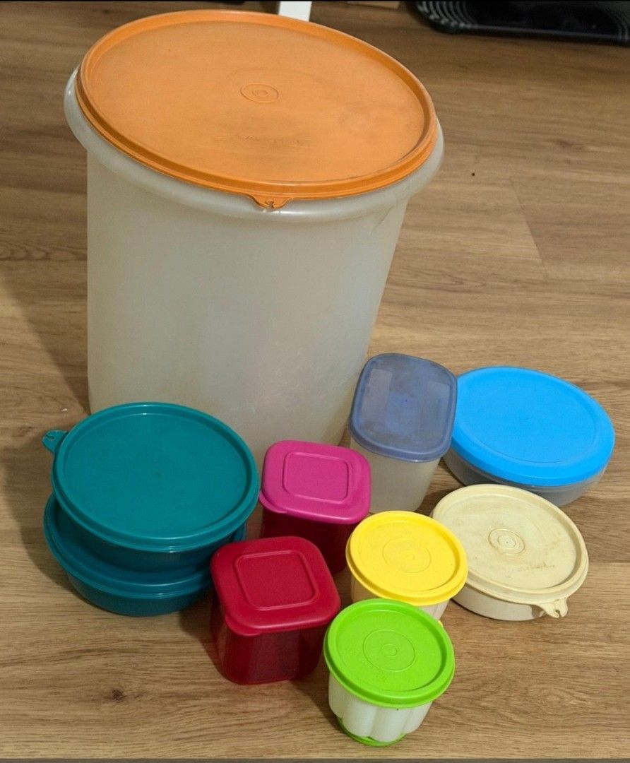 Tupperware Food Storage Container Set460351326976757761
