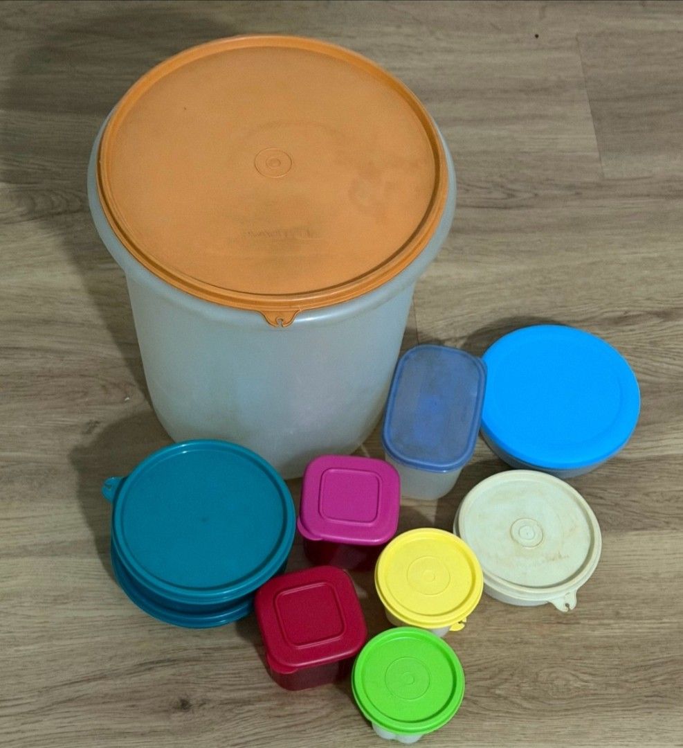 Tupperware Food Storage Container Set460351326976757760