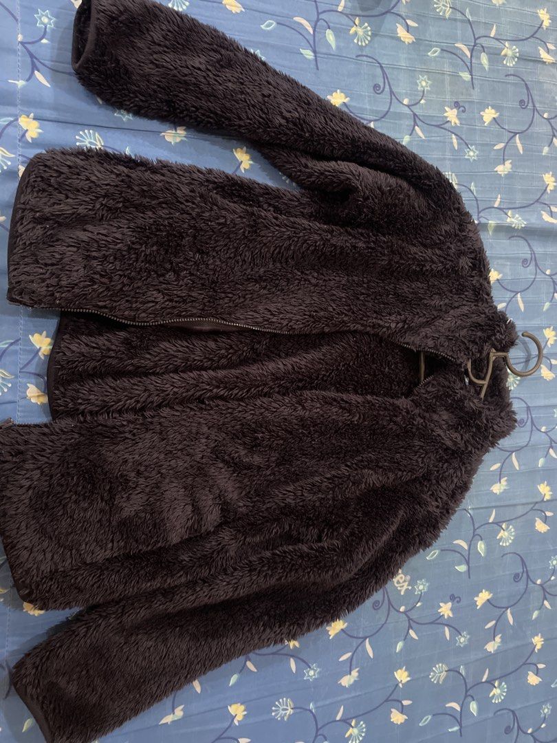 Uniqlo Fleece Jacket - Size 140 (Category: Coats, Jackets and Outerwear) located in Iguig. Submitted by Fabulous_Finds_by_KK (Listing ID 1439093727, Image 1). Description: - Uniqlo fleece jacket - Size 140 - Dark blue color - Full zip closure - Soft, fuzzy texture Df by buyer Item will be shipped from Cagayan Province Kids size 140.