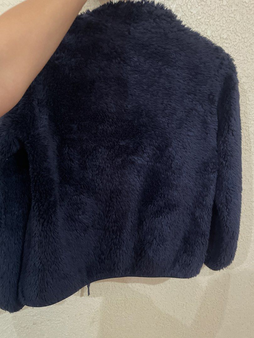 Uniqlo Fleece Jacket - Size 140 (Category: Coats, Jackets and Outerwear) located in Iguig. Submitted by Fabulous_Finds_by_KK (Listing ID 1439093727, Image 3). Description: - Uniqlo fleece jacket - Size 140 - Dark blue color - Full zip closure - Soft, fuzzy texture Df by buyer Item will be shipped from Cagayan Province Kids size 140.