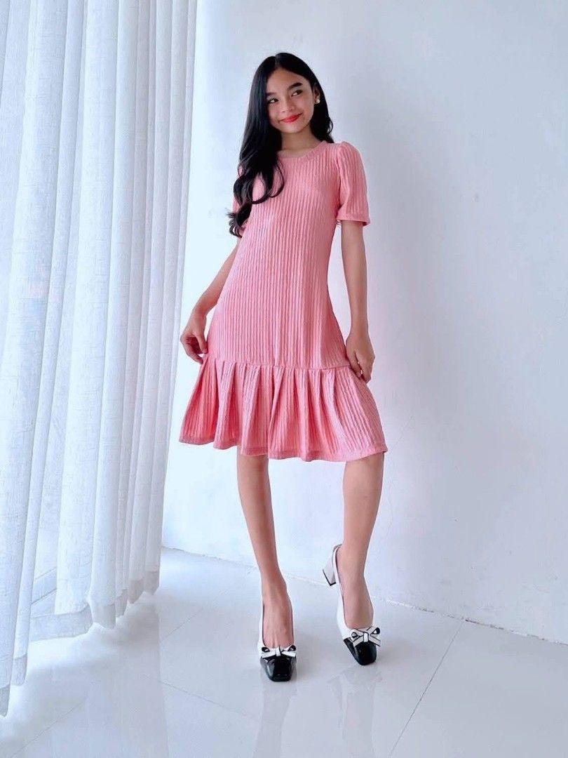 VANNA PLAIN MIDI DRESS (Category: Babies & Kids Fashion) located in Cainta. Submitted by agirlnamedkatkatII (Listing ID 1439086985, Image 2). Description: VANNA PLAIN MIDI DRESS P280.00 FREESIZE CAN FIT FROM 7-12 YEARS OLD FABRIC: BARK CREPE FABRIC NOTE: PLEASE PROVIDE 2ND AND 3RD COLOR OPTIONS.