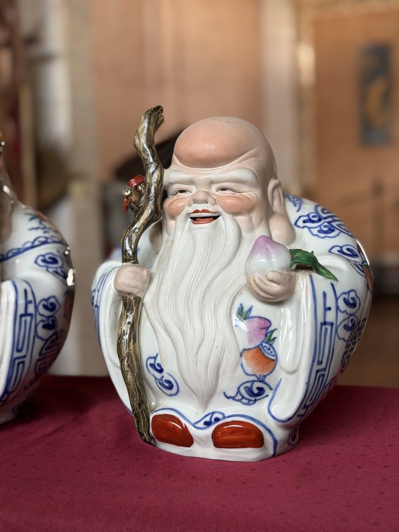 Vintage Chinese Ceramic Figurine (Category: Vintage Collectibles) located in Davao. Submitted by missxieh (Listing ID 1439154279, Image 3). Description: Vintage Chinese Ceramic Lu & Shou Wise Men Figures (Pair) Selling this lovely pair of vintage ceramic figures from my personal collection. Representing Prosperity (Lu) and Longevity (Shou), these statues stand out with their unique rounded shapes, traditional blue-and-white patterned robes, and h