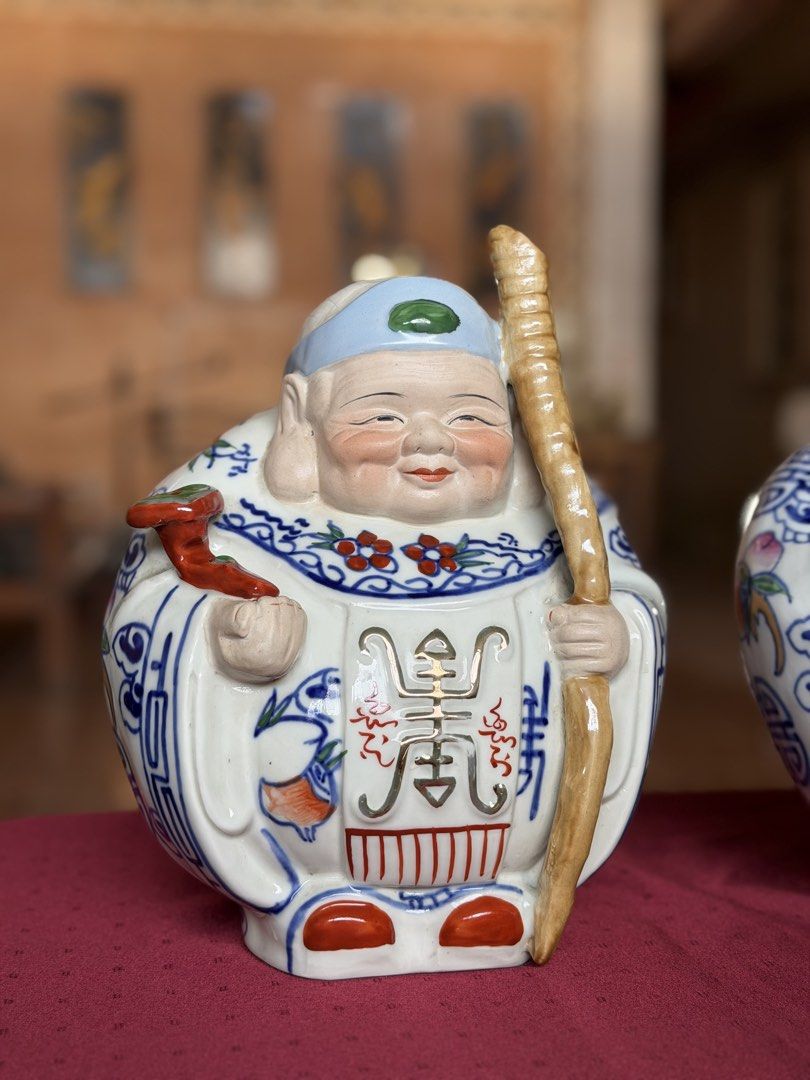 Vintage Chinese Ceramic Figurine (Category: Vintage Collectibles) located in Davao. Submitted by missxieh (Listing ID 1439154279, Image 2). Description: Vintage Chinese Ceramic Lu & Shou Wise Men Figures (Pair) Selling this lovely pair of vintage ceramic figures from my personal collection. Representing Prosperity (Lu) and Longevity (Shou), these statues stand out with their unique rounded shapes, traditional blue-and-white patterned robes, and h
