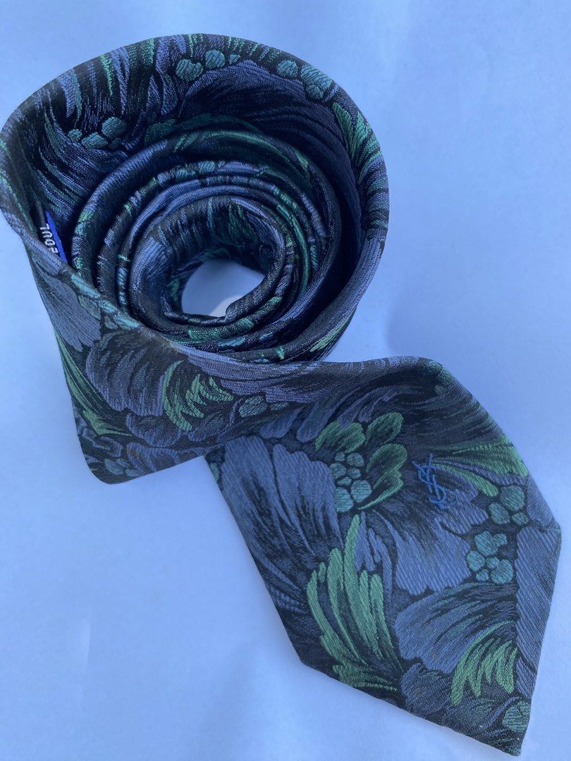 VINTAGE LUXURY NECKTIE (Category: Coats, Jackets and Outerwear) located in Cagayan de Oro. Submitted by skullvucool (Listing ID 1439115612, Image 3). Description: Vintage neckties YSL & Christian Dior.