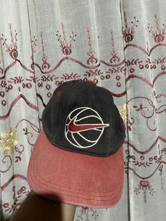 (Category: ) located in . Submitted by anthrax.thrifted (Listing ID 1439189278, Image 1). Description: .