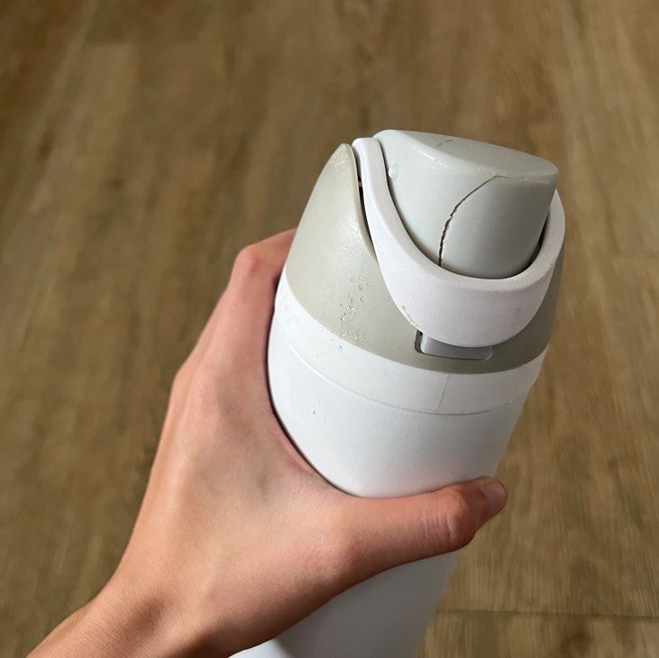 White Owala FreeSip Water Bottle460131953688586241