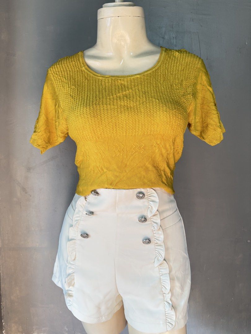 Yellow Knit Top (Category: Blouses) located in Taguig. Submitted by maliascollection (Listing ID 1439192569, Image 1). Description: ⤵️PLEASE READ ME⤵️ 🧡To get this ITEM make an offer and kindly send your order form, name complete address and contact number together with screenshot of item/s. 📍Description: - Yellow knit top - Round neckline - Short sleeves - Textured knit upper - Zig-zag knit lower - Fitted style 🥰MAGANDA IN ACTUAL🥰 🫧WASHED: 