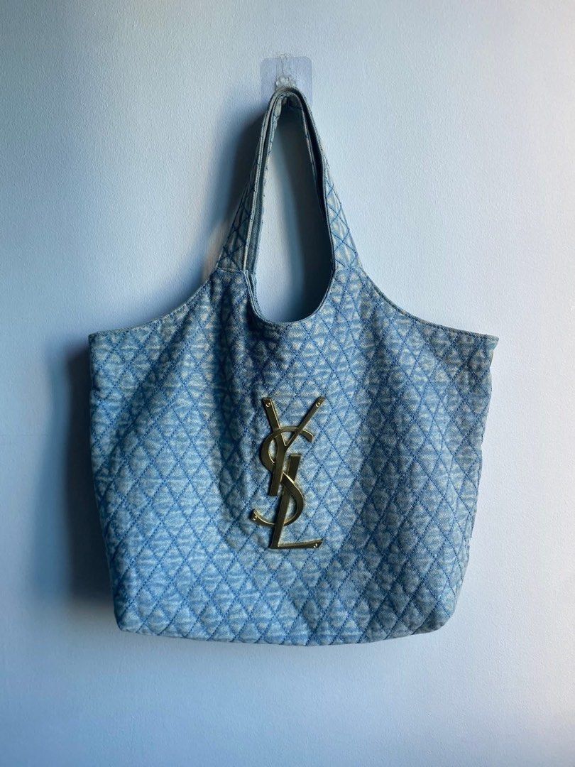 Ysl Hand Bag (Category: Luxury Bags & Wallets) located in Bulacan. Submitted by thriftturks (Listing ID 1439183208, Image 1). Description: .