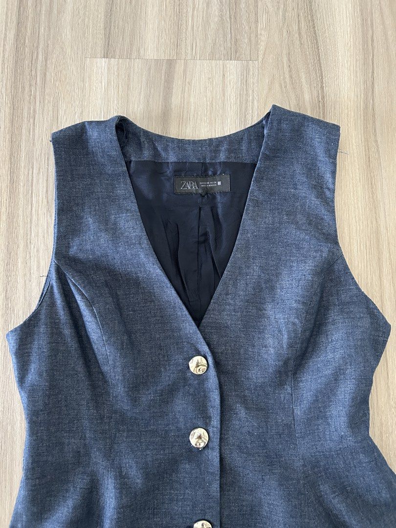 Zara Denim Linen Vest / Waistcoat Top (Category: Sleeveless) located in Taguig. Submitted by prelovedcloset2 (Listing ID 1439188926, Image 2). Description: .