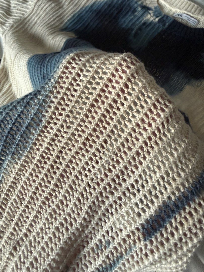 Zara Tie-dye Knit Sweatshirt (Category: Tshirts & Polo Shirts ) located in Quezon City. Submitted by kyudotcom (Listing ID 1439162498, Image 3). Description: - Zara tie-dye sweater - Blue and beige color - Crew neck - Relaxed fit - Size M but runs small - Knit material - Made in China.