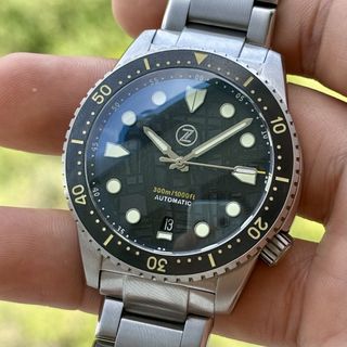 (Category: ) located in . Submitted by bananasellsirreleventstuff (Listing ID 1439137394, Image 1). Description: .