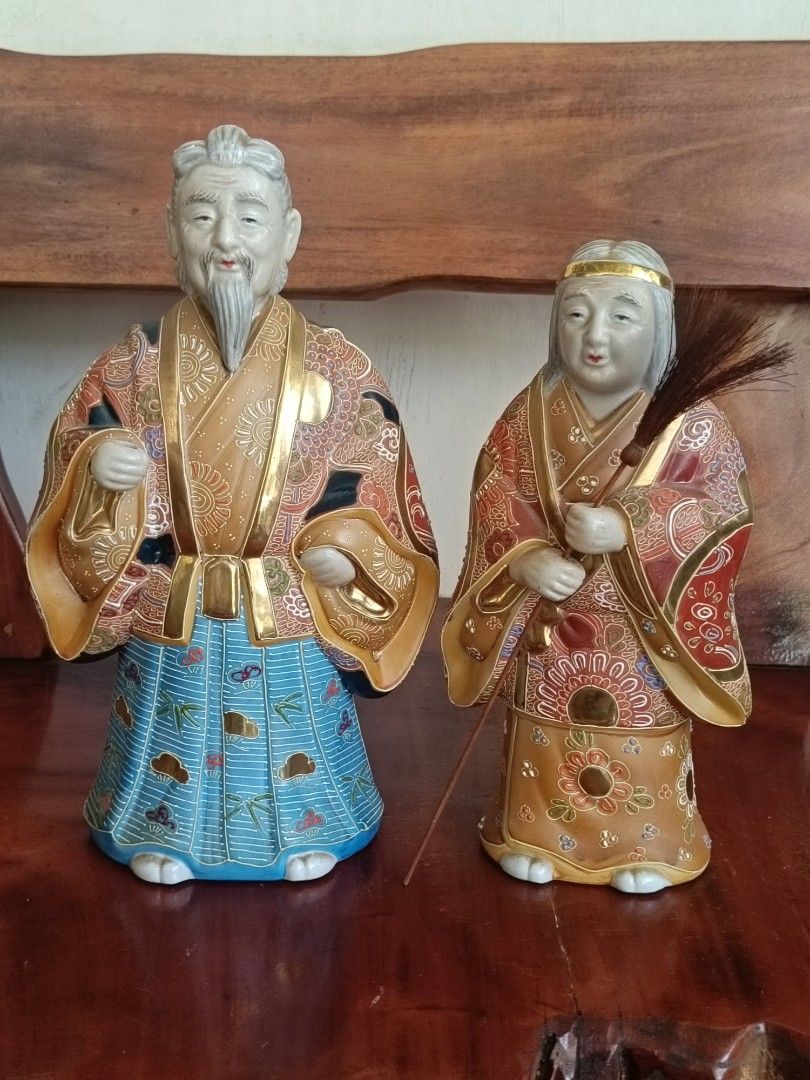 12.5"/10.5" Pair of Japanese Kutani Old Couple (Category: Vintage Collectibles) located in Imus. Submitted by ABrielleC (Listing ID 1439335503, Image 2). Description: Pair Ceramic Kutani 👉Grand Father Height-12.5in Length-7in Width-4in Weight-1.75kg 👉Grand Mother Height-10.5in Length-5in Width-3.5in Weight-1.2kg Japan Surplus Item First to pay Loc Imus Cavite.