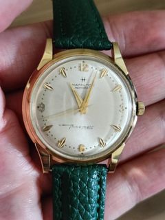 (Category: ) located in . Submitted by onlyauthenticwatches (Listing ID 1439217279, Image 1). Description: .