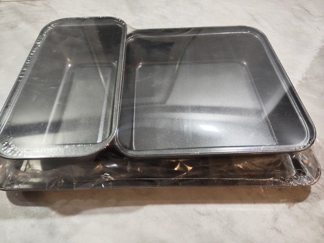 3 sets of bakeware pans461711141105848320