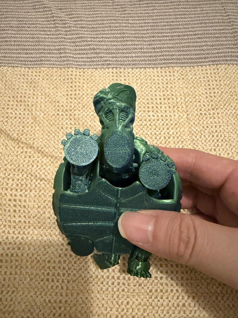 3d printer (Category: Printers, Scanners & Copiers) located in Singapore. Submitted by ys37029205 (Listing ID 1439373506, Image 1). Description: 3D printed toys.