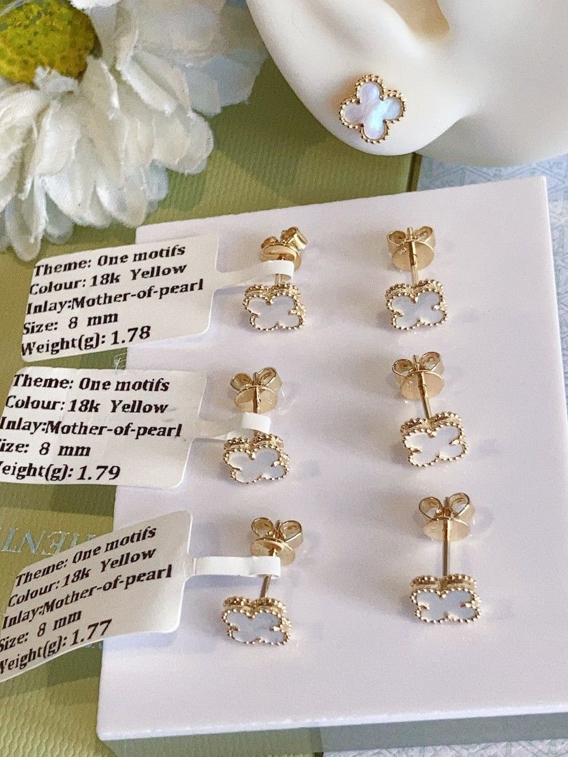 8mm vca stud earring 18k gold hk setting (Category: Earrings) located in Manila. Submitted by primejewelry (Listing ID 1439420767, Image 1). Description: .