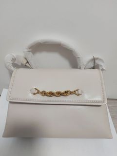 （分類：）位於 。 由 ching118 提交（商品編號 1439254362，圖片 1）。簡介： 。