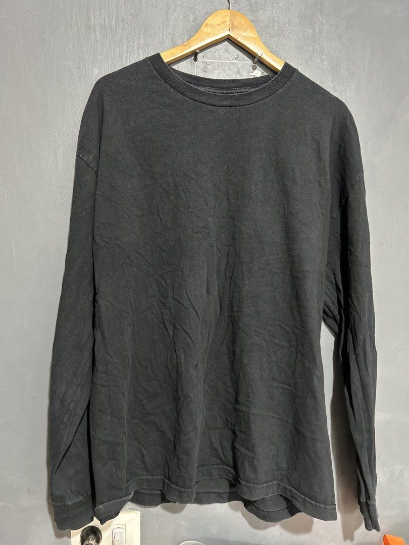AAA Alstyle Blanks Plain LS Longsleeves (Category: Tshirts & Polo Shirts ) located in Tarlac. Submitted by nothingbutlesthrift (Listing ID 1439372669, Image 1). Description: 23.5x30 7/10 color Hole.