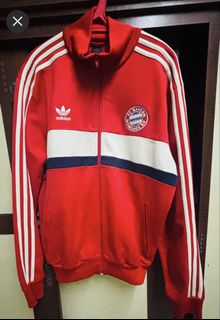 (Category: ) located in . Submitted by kadok247 (Listing ID 1439308848, Image 1). Description: .