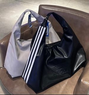 （分類：）位於 。 由 dl1ckk 提交（商品編號 1439365185，圖片 1）。簡介： 。