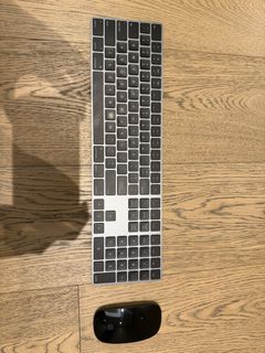Apple Magic Keyboard and Magic Mouse466033950841251840