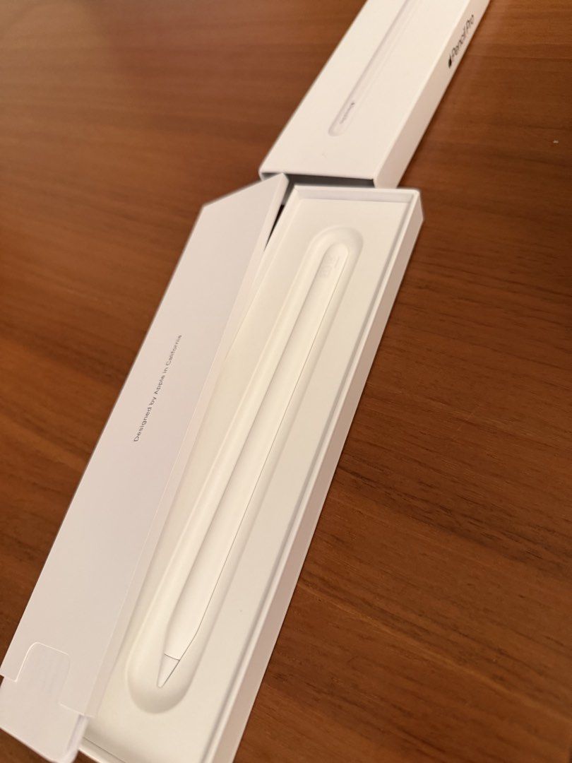 Apple Pencil Pro - Brand New461420775562946561
